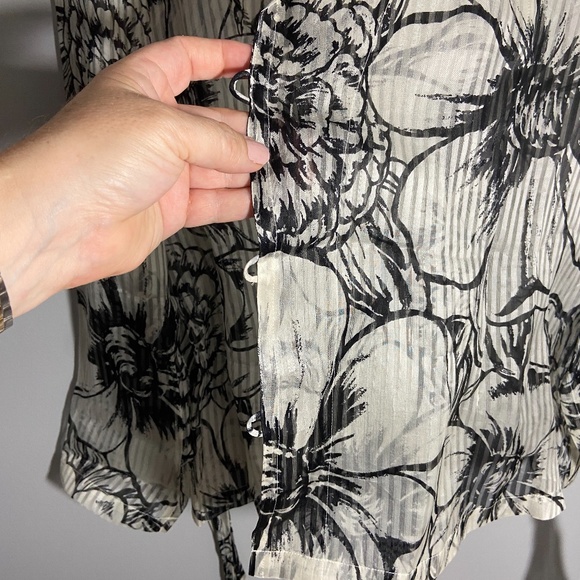 Talbots Petites 100% Silk Top Blouse Belted Size M - Picture 13 of 14